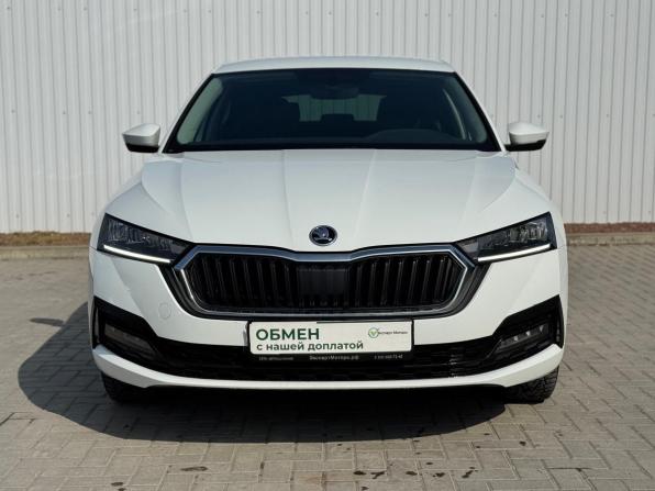 Skoda Octavia IV (A8) с пробегом 2021 года, цена 2 350 000 рублей, 101600 км, лифтбек, Автокод Объявления