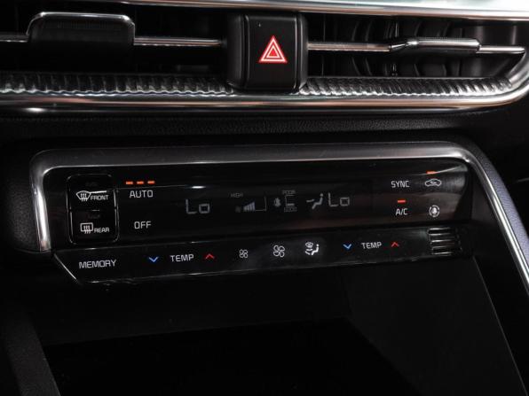 Kia K5 III с пробегом 2020 года, цена 2 544 000 рублей, 98252 км, седан, Автокод Объявления