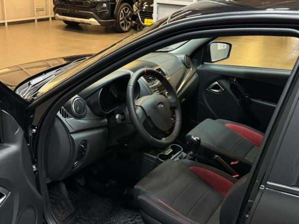 Lada (ВАЗ) Granta I Рестайлинг с пробегом 2025 года, цена 1 097 000 рублей, 20900 км, седан, Автокод Объявления