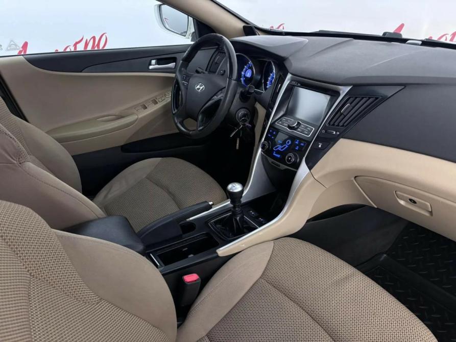 Hyundai Sonata VI (YF) Псков  - изображение 12