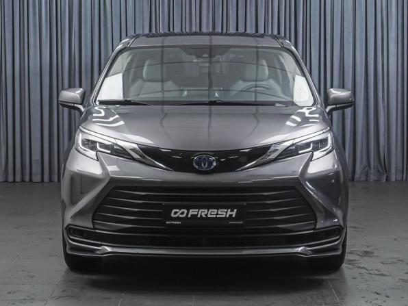 Toyota Sienna IV с пробегом 2021 года, цена 4 187 000 рублей, 81323 км, минивэн, Автокод Объявления