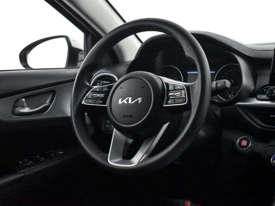 Kia K3 II Санкт-Петербург  - изображение 15