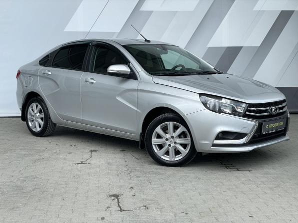 Lada (ВАЗ) Vesta I с пробегом 2018 года, цена 925 000 рублей, 72153 км, седан, Автокод Объявления