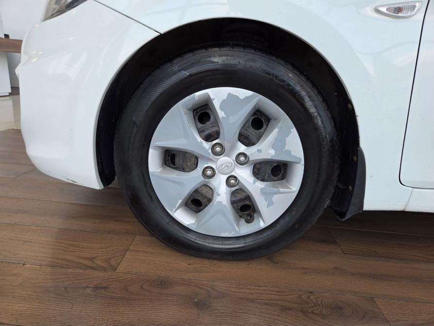 Hyundai Solaris I Саратов  - изображение 9