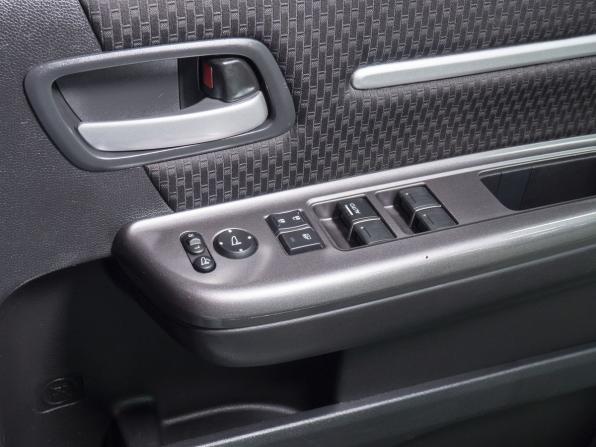 Honda Stepwgn V Рестайлинг с пробегом 2020 года, цена 2 535 000 рублей, 47000 км, минивэн, Автокод Объявления