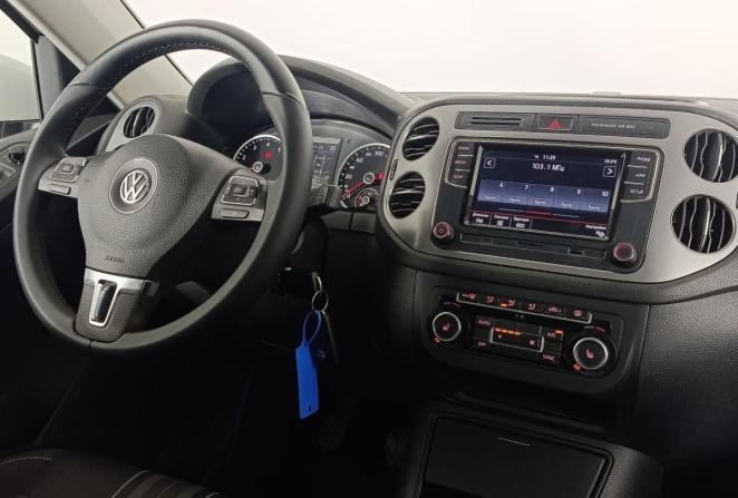 Volkswagen Tiguan I Рестайлинг с пробегом 2015 года, цена 1 395 000 рублей, 130000 км, внедорожник, Автокод Объявления