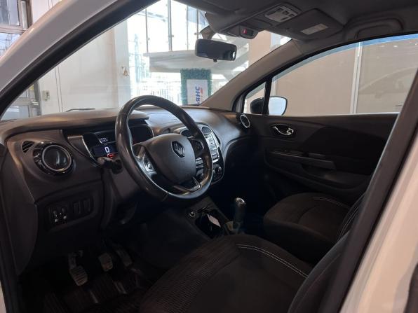 Renault Kaptur I с пробегом 2017 года, цена 1 350 000 рублей, 106700 км, внедорожник, Автокод Объявления