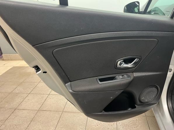 Renault Megane III Рестайлинг с пробегом 2012 года, цена 499 000 рублей, 246000 км, хэтчбек, Автокод Объявления