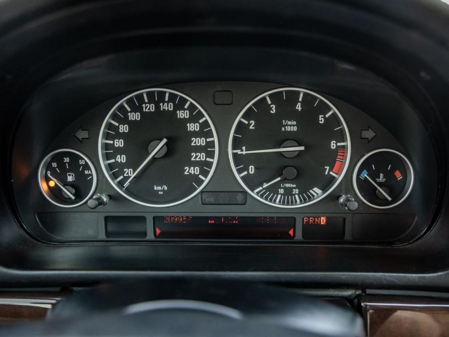 BMW 5 серии IV (E39) Рестайлинг Волгоград  - изображение 9