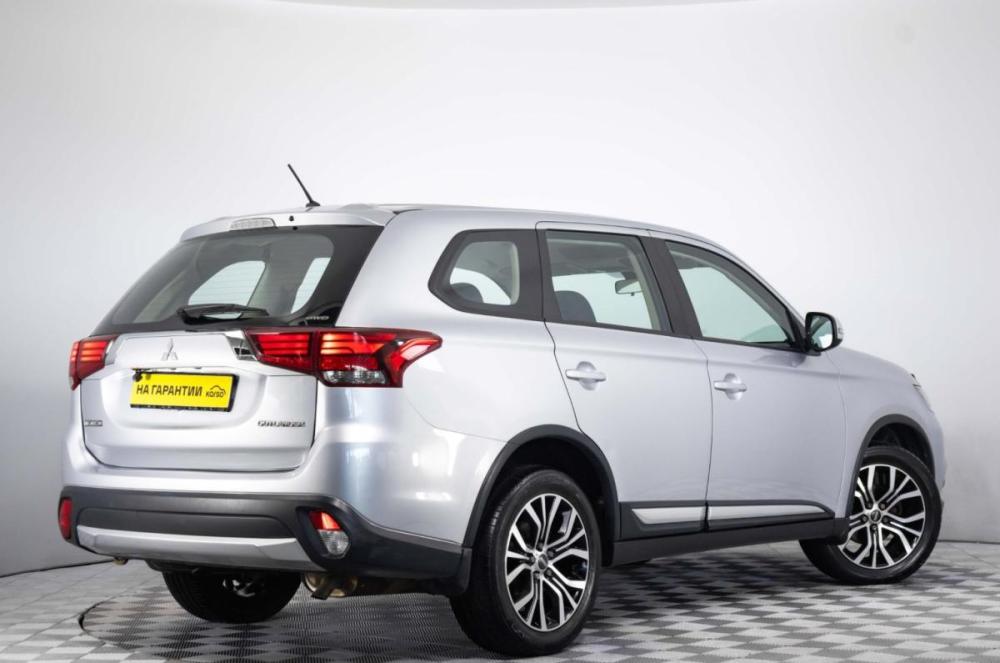 Mitsubishi Outlander III Рестайлинг 2 Пермь  - изображение 7