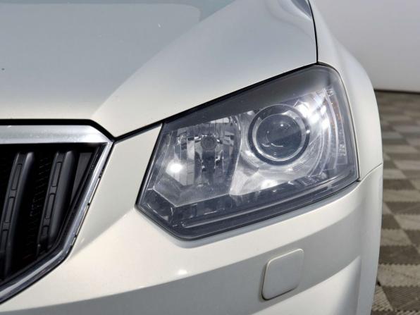 Skoda Yeti I Рестайлинг с пробегом 2015 года, цена 1 098 000 рублей, 214122 км, внедорожник, Автокод Объявления