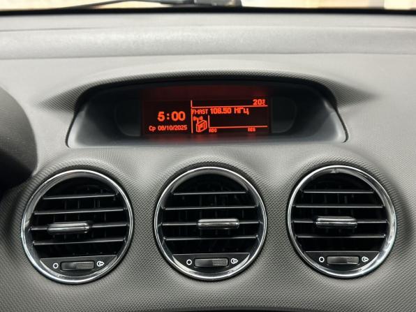 Peugeot 308 I Рестайлинг с пробегом 2012 года, цена 595 000 рублей, 129138 км, хэтчбек, Автокод Объявления