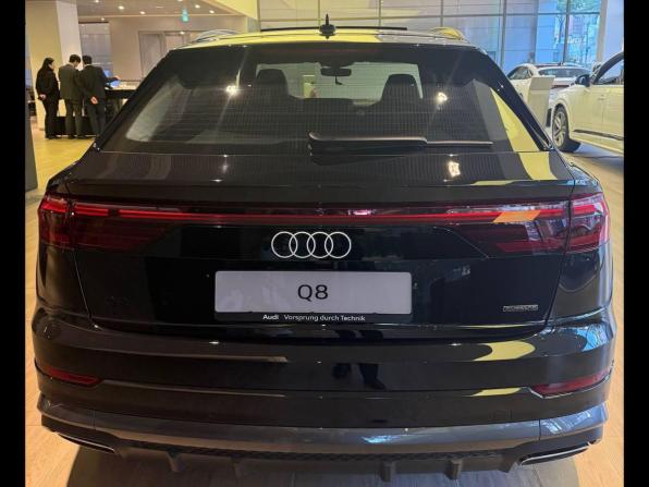 Новый Audi Q8 I (4M) Рестайлинг 2024 года, цена 11 990 000 рублей, внедорожник, Автокод Объявления