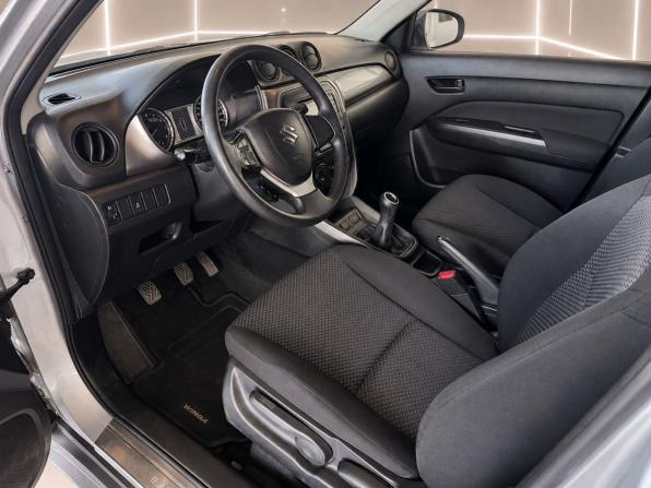 Suzuki Vitara II Рестайлинг с пробегом 2019 года, цена 1 645 000 рублей, 87000 км, внедорожник, Автокод Объявления