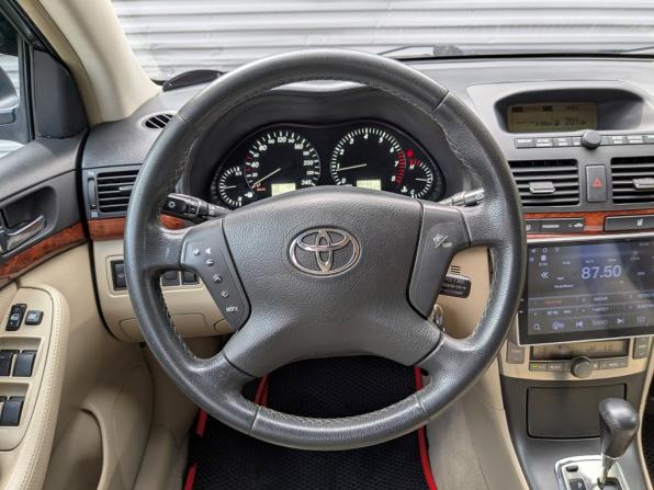 Toyota Avensis II Рестайлинг с пробегом 2006 года, цена 800 000 рублей, 275197 км, седан, Автокод Объявления