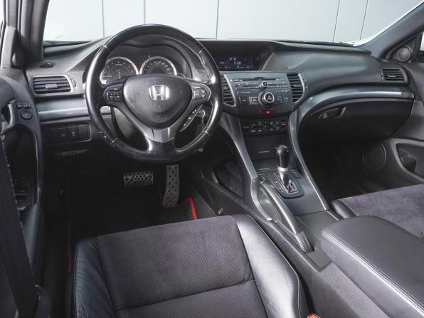 Honda Accord VIII Рестайлинг с пробегом 2012 года, цена 1 330 000 рублей, 226633 км, седан, Автокод Объявления
