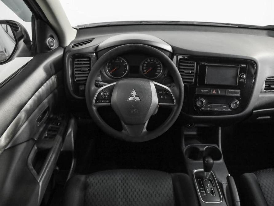 Mitsubishi Outlander III Санкт-Петербург  - изображение 12