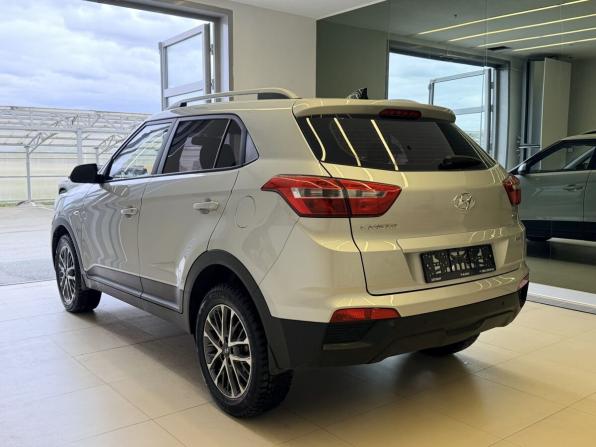 Hyundai Creta I Рестайлинг с пробегом 2021 года, цена 2 220 000 рублей, 104815 км, внедорожник, Автокод Объявления