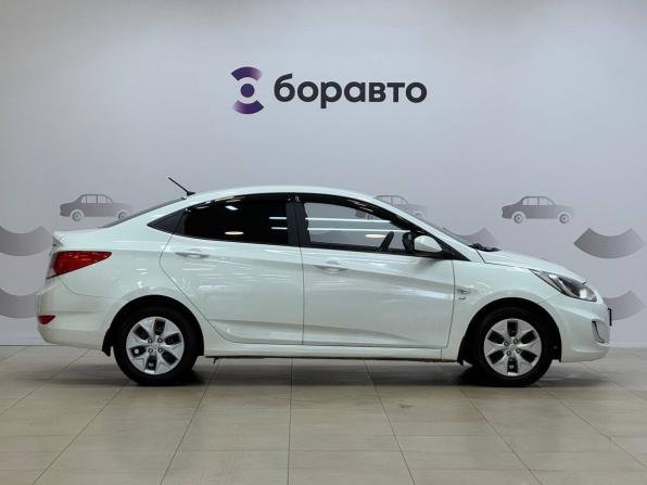 Hyundai Solaris I с пробегом 2013 года, цена 960 000 рублей, 190076 км, седан, Автокод Объявления