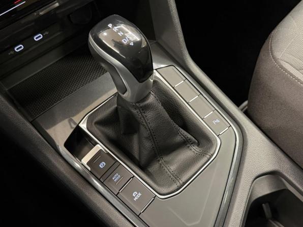 Volkswagen Tiguan II Рестайлинг с пробегом 2021 года, цена 2 330 000 рублей, 112938 км, внедорожник, Автокод Объявления