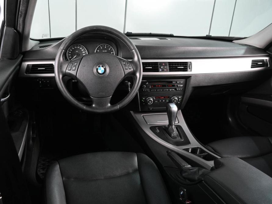 BMW 3 серии V (E90/E91/E92/E93) Ростов-на-Дону  - изображение 6