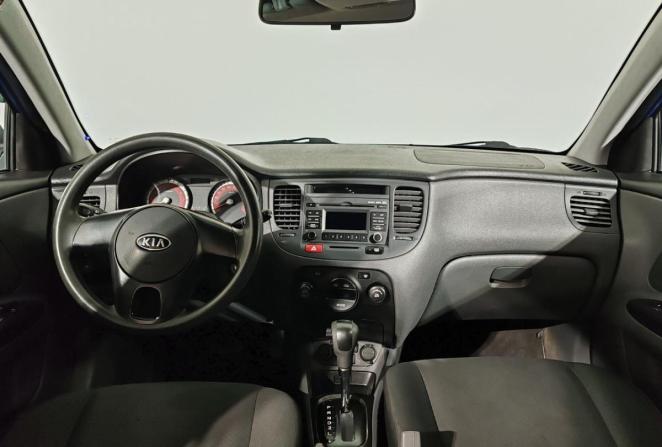 Kia Rio II Рестайлинг с пробегом 2011 года, цена 400 000 рублей, 287025 км, седан, Автокод Объявления