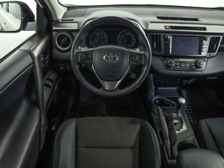 Toyota RAV4 IV (XA40) Рестайлинг Санкт-Петербург  - изображение 11