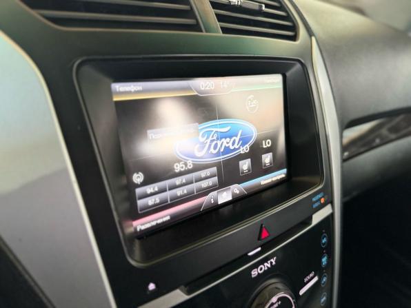 Ford Explorer V с пробегом 2012 года, цена 1 499 000 рублей, 216302 км, внедорожник, Автокод Объявления