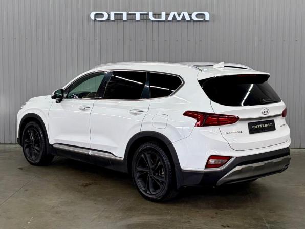 Hyundai Santa Fe IV с пробегом 2018 года, цена 2 747 000 рублей, 202135 км, внедорожник, Автокод Объявления