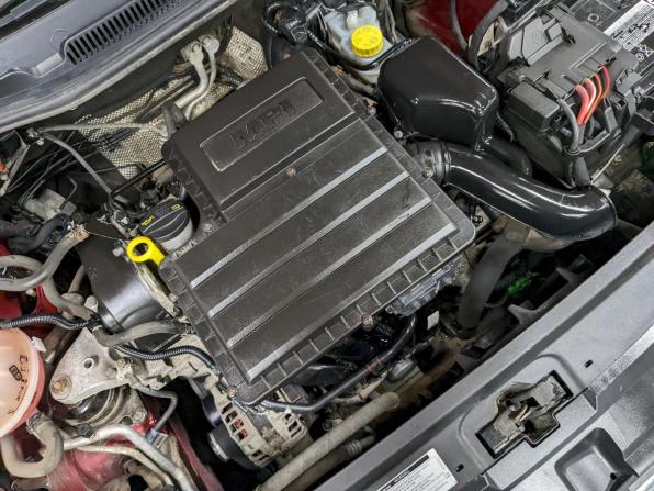 Volkswagen Polo V Рестайлинг с пробегом 2018 года, цена 990 000 рублей, 217546 км, седан, Автокод Объявления