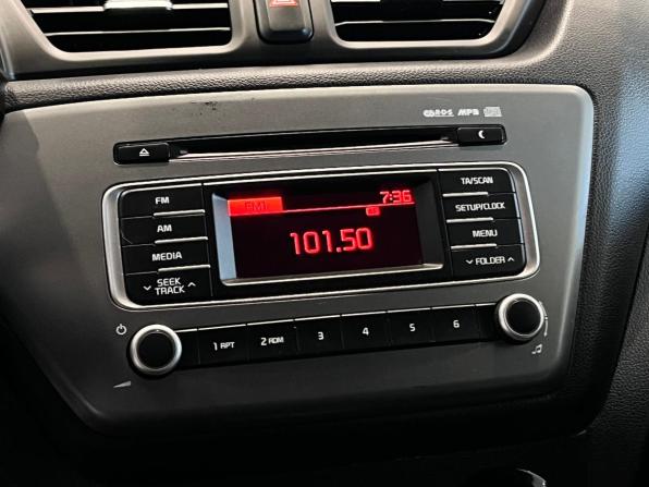 Kia Rio III Рестайлинг с пробегом 2017 года, цена 1 099 000 рублей, 128685 км, седан, Автокод Объявления