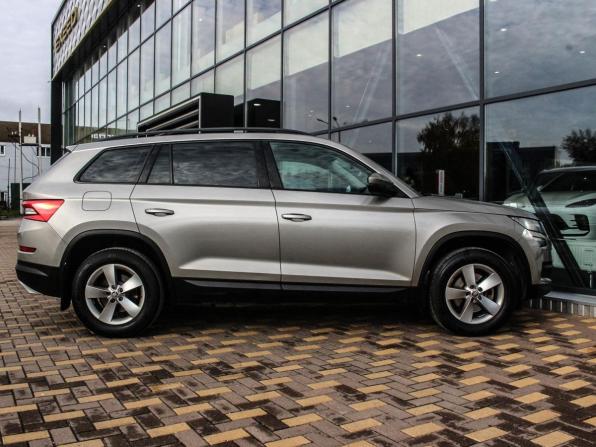Skoda Kodiaq I с пробегом 2018 года, цена 2 279 000 рублей, 107852 км, внедорожник, Автокод Объявления