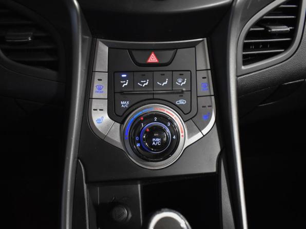 Hyundai Elantra V (MD) с пробегом 2012 года, цена 849 000 рублей, 180500 км, седан, Автокод Объявления