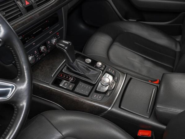 Audi A6 IV (C7) Рестайлинг с пробегом 2016 года, цена 1 940 000 рублей, 172597 км, седан, Автокод Объявления