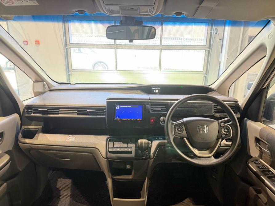 Honda Stepwgn V Москва  - изображение 15