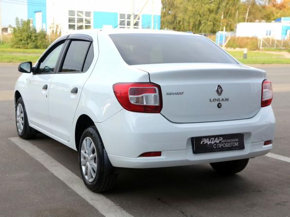 Renault Logan II Рестайлинг с пробегом 2018 года, цена 675 000 рублей, 146000 км, седан, Автокод Объявления