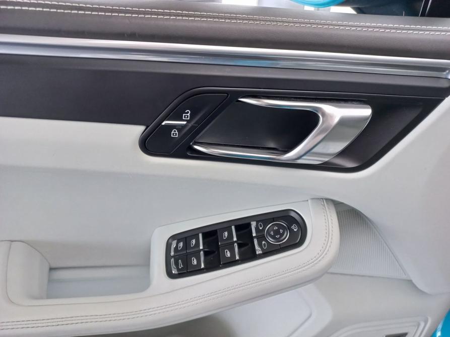 Porsche Macan I Рестайлинг Москва  - изображение 32