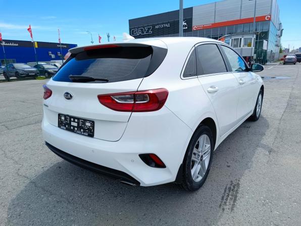 Kia Ceed II Рестайлинг с пробегом 2018 года, цена 1 600 000 рублей, 97977 км, хэтчбек, Автокод Объявления