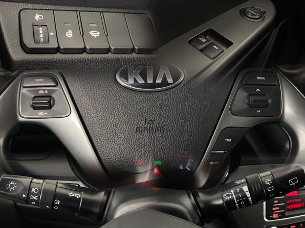 Kia Rio III Рестайлинг с пробегом 2016 года, цена 1 150 000 рублей, 130903 км, хэтчбек, Автокод Объявления