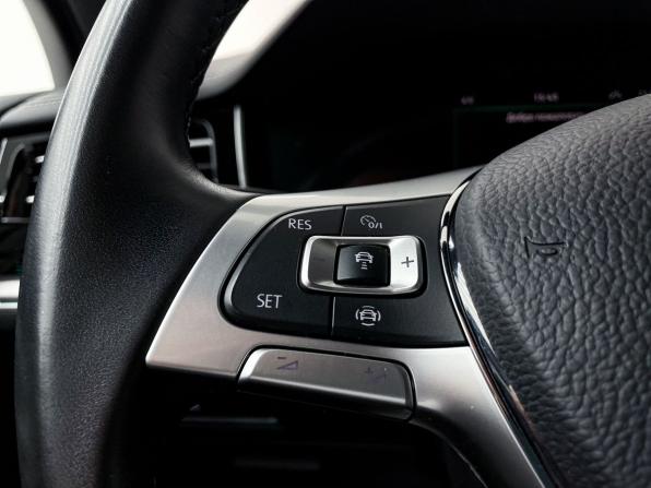 Volkswagen Touareg III с пробегом 2019 года, цена 5 550 000 рублей, 107633 км, внедорожник, Автокод Объявления