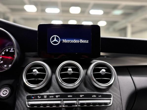 Mercedes-Benz C-Класс IV (W205) Рестайлинг с пробегом 2019 года, цена 2 839 000 рублей, 68640 км, седан, Автокод Объявления
