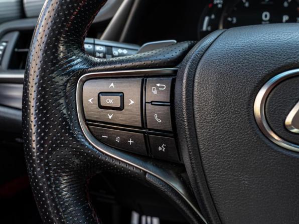 Lexus ES VII с пробегом 2021 года, цена 3 890 000 рублей, 171829 км, седан, Автокод Объявления