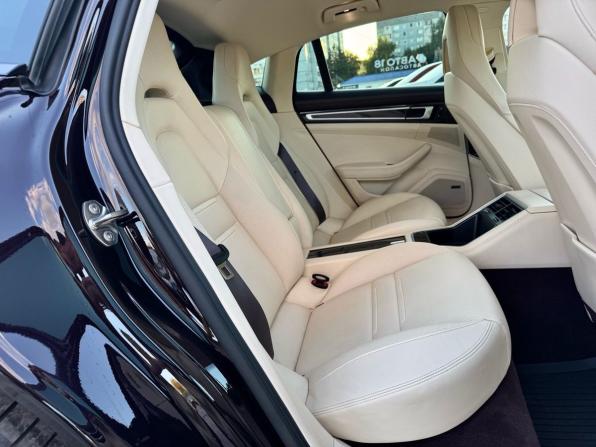 Porsche Panamera II с пробегом 2018 года, цена 7 249 000 рублей, 79706 км, лифтбек, Автокод Объявления