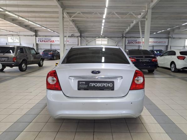 Ford Focus II Рестайлинг с пробегом 2008 года, цена 475 000 рублей, 293900 км, седан, Автокод Объявления
