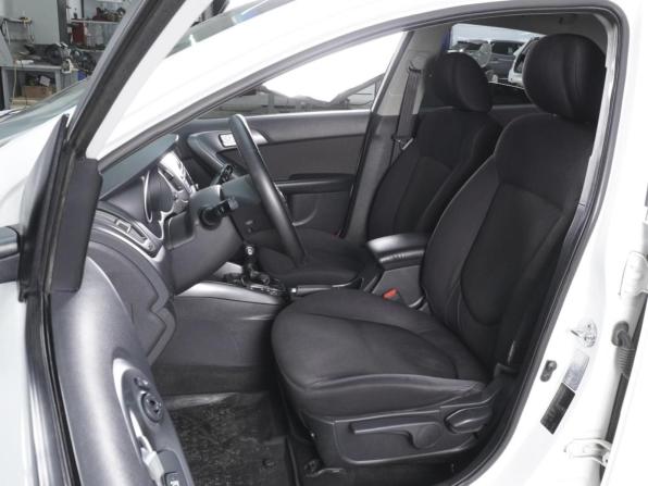 Kia Cerato II с пробегом 2011 года, цена 850 000 рублей, 185871 км, седан, Автокод Объявления