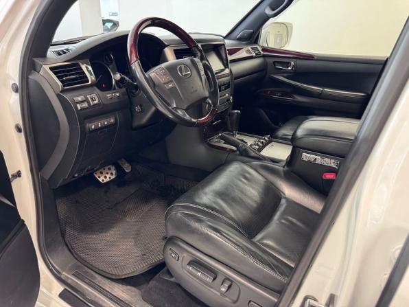 Lexus LX III Рестайлинг с пробегом 2014 года, цена 4 480 000 рублей, 363448 км, внедорожник, Автокод Объявления