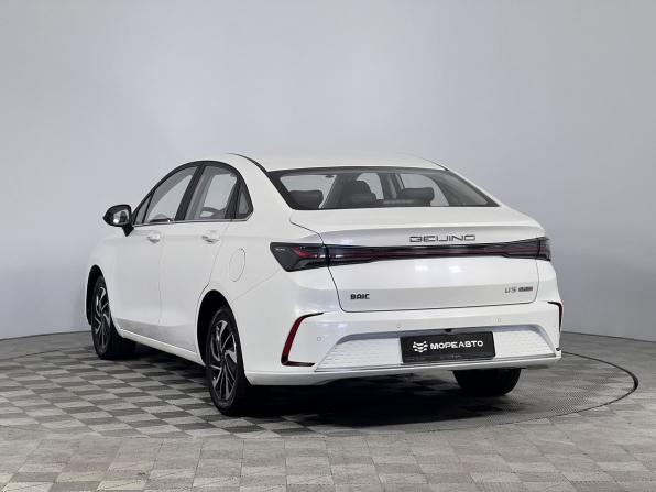 BAIC U5 Plus с пробегом 2023 года, цена 1 170 000 рублей, 56209 км, седан, Автокод Объявления