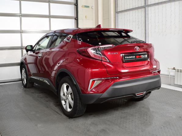 Toyota C-HR I с пробегом 2018 года, цена 2 189 995 рублей, 29134 км, внедорожник, Автокод Объявления