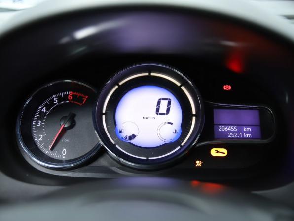 Renault Fluence I Рестайлинг с пробегом 2013 года, цена 590 000 рублей, 206455 км, седан, Автокод Объявления