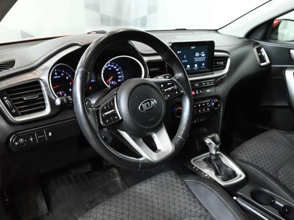 Kia Ceed III с пробегом 2019 года, цена 1 920 000 рублей, 95740 км, хэтчбек, Автокод Объявления